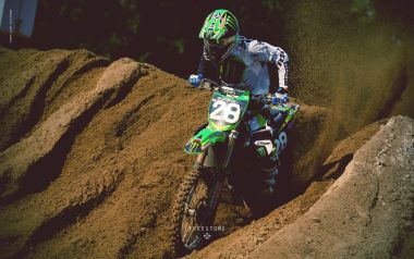 Motocross Rider Freestone Track