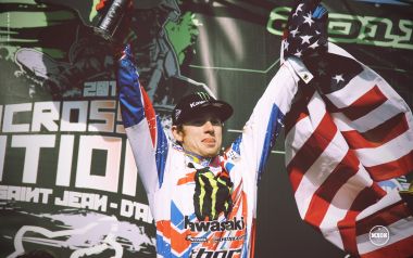 2011年MXoN摩托车越野赛美国选手胜利庆祝