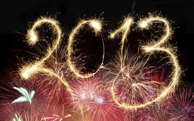 璀璨烟花夜空光绘2013新年快乐庆祝壁纸