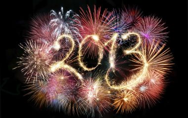 璀璨夜空中的2013新年烟花光绘艺术
