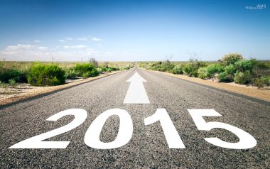 2015年新年希望之路：沙漠公路上的白色箭头