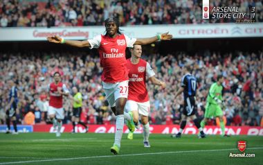 Arsenal Player Celebrating Goal Against Stoke City 23 Oct 2011