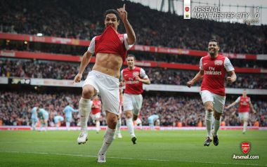 Arsenal Player Celebrating Goal At Emirates Stadium (Premier League Vs Manchester City 2012)