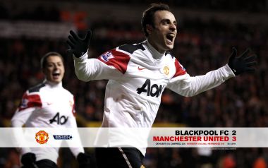 Blackpool 2 Manchester United 3 2011 Premier League Berbatov Celebration