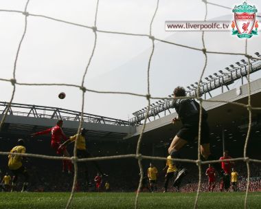 Liverpool Fc Anfield Football Match Attack Moment