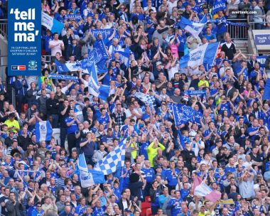2009 Fa Cup Final Everton Fans Cheering At Stadium