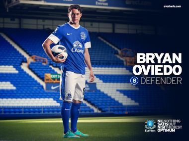 埃弗顿足球俱乐部球员Bryan Oviedo官方形象照