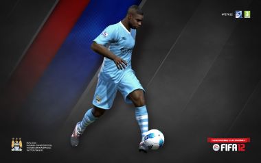 FIFA12 曼城球员理查兹带球动作官方宣传壁纸