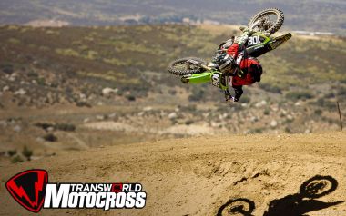 越野摩托车手空中特技表演（TransWorld Motocross）
