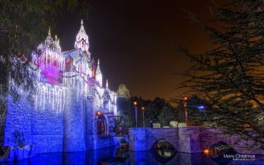 上海迪士尼乐园睡美人城堡璀璨圣诞夜景