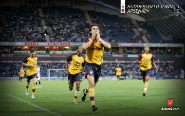 Arsenal Players Celebrating Goal Huddersfield 2008
