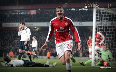 Arsenal Player Celebrates Goal Against Bolton At Home