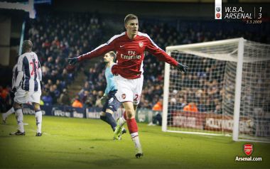 Arsenal Player Celebrating Goal In Match Vs West Bromwich Albion (March 3, 2009)