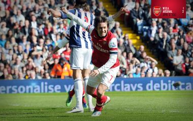 Arsenal Player Celebrates Goal In Premier League Match (April 6, 2013)