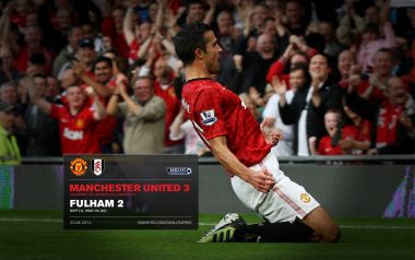 Manchester United Player Celebrating Goal Against Fulham In 2012 Premier League