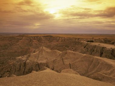 美国南达科他州恶地国家公园尖峰观景点夕阳