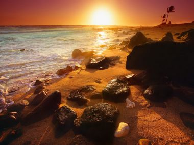 夏威夷海岸线金色夕阳