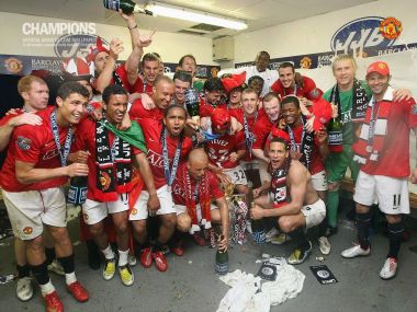 Manchester United 2008 Premier League Champions Locker Room Celebration