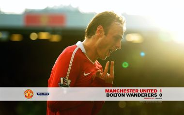 Manchester United 1 Bolton 0 Berbatov 2011 Match Wallpaper