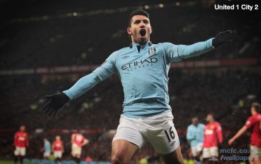 Manchester City 2 1 Manchester United Celebration Wallpaper