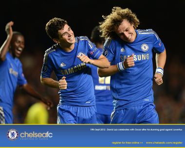 Chelsea Players Oscar And David Luiz Celebrating Goal Moment