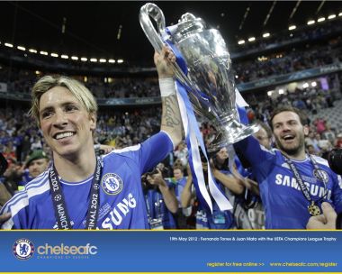 Chelsea 2012 Champions League Victory Fernando Torres Juan Mata With Trophy