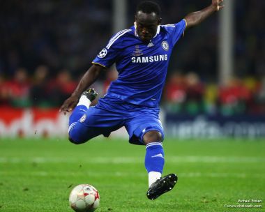 Michael Essien Chelsea FC Champions League Shooting Moment