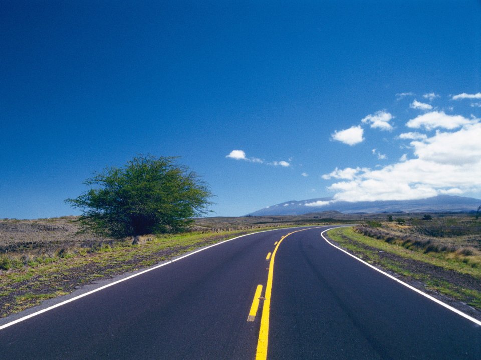 夏威夷旷野公路夏日晴空风光