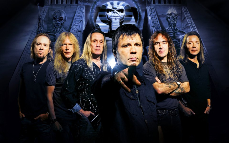 铁娘子乐队Iron Maiden 埃及主题经典宣传合影