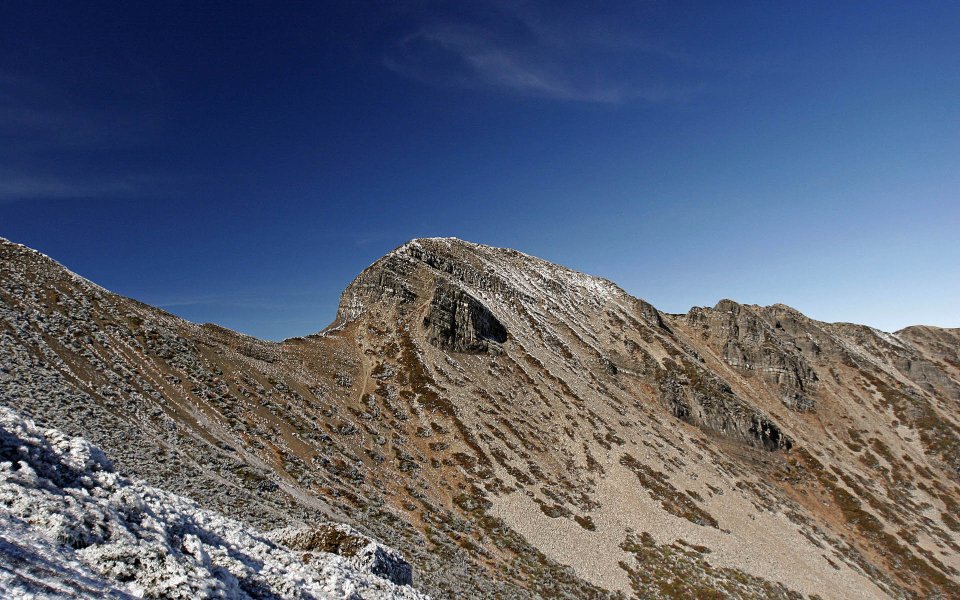 Taiwan Syue Mountain Sunny Winter Alpine Landscape