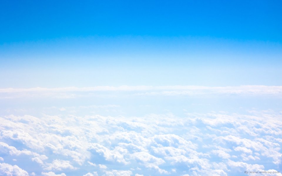 高空航拍澄澈蓝天云海自然风景