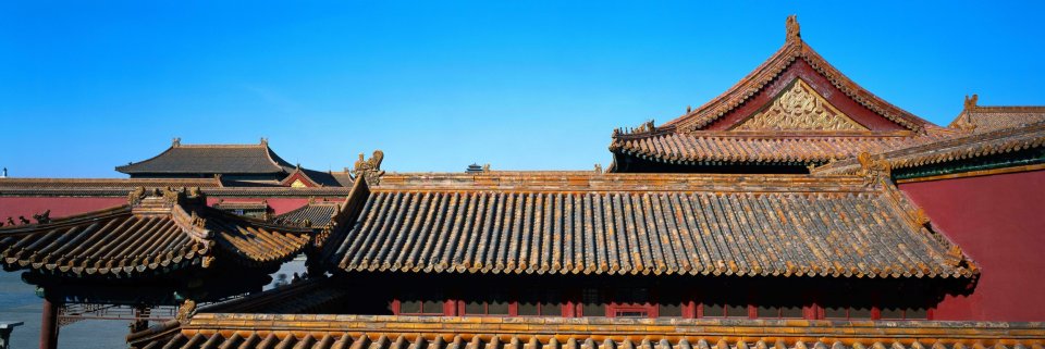 北京故宫紫禁城古建筑琉璃瓦屋顶全景