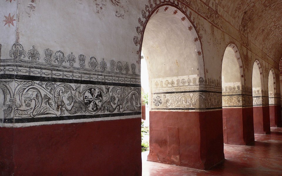 Colonial Style Ancient Building Arched Corridor With Vintage Murals