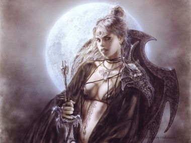 Luis Royo 满月下持龙形剑的暗黑奇幻女术士插画