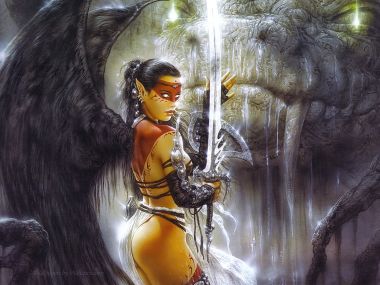 Luis Royo 黑翼精灵女战士持圣剑奇幻插画