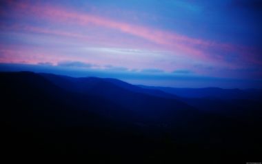 美国蓝岭山脉黄昏粉紫晚霞山景