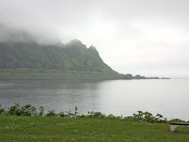 日本北海道夏季雾中海岸自然风光