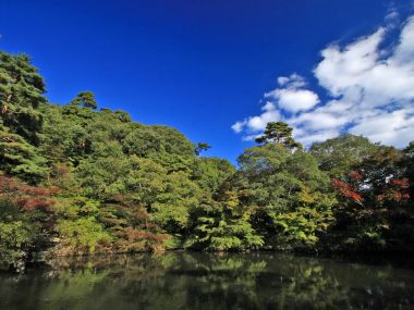 日本六甲山秋日湖景自然风光