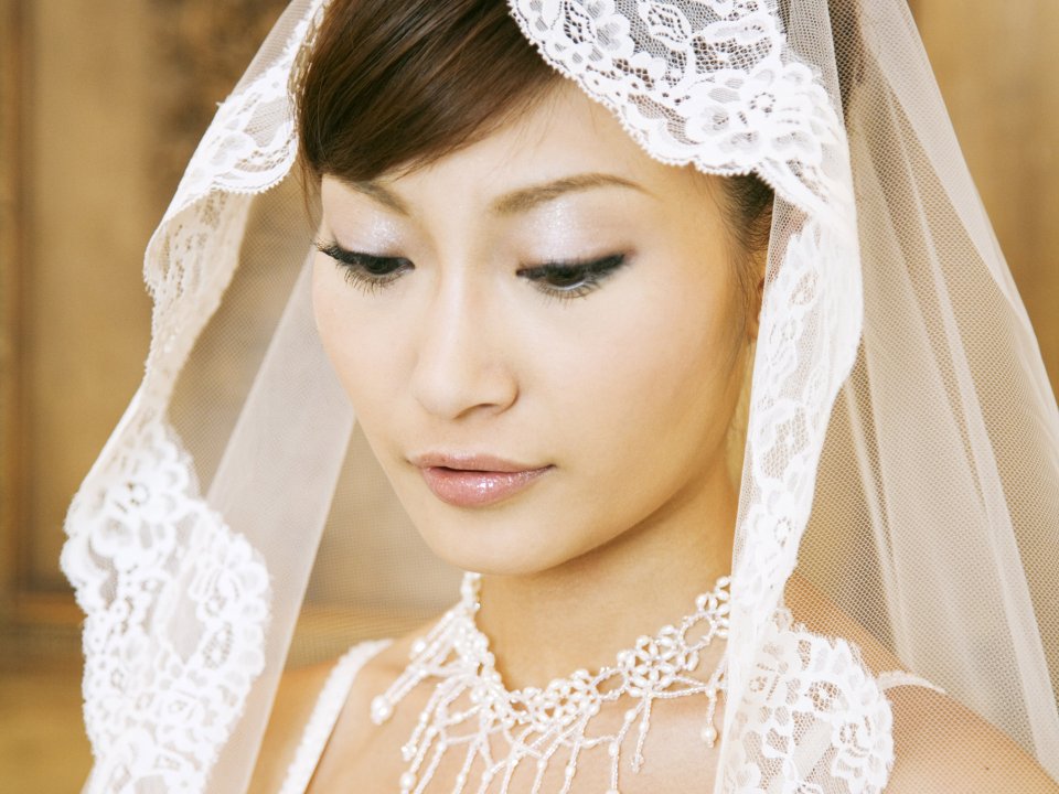 3HR167_350A_wedding_dress