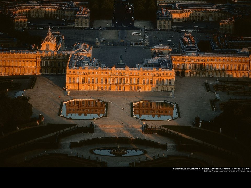 Chateau de Versailles au coucher du soleil, Yvelines, France
