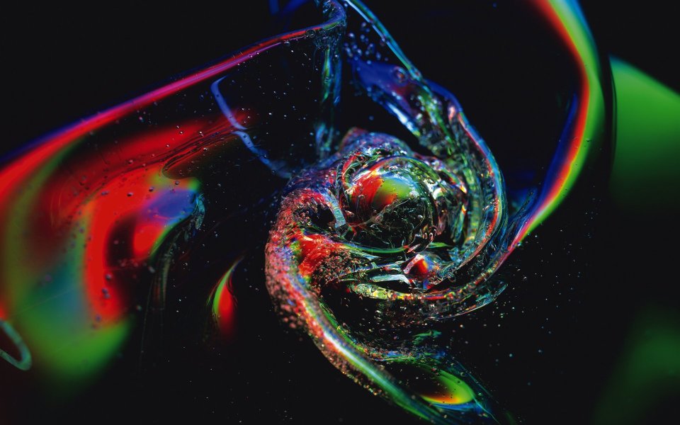 colorful_abstract_effect_of_glass_and_shards_da046010a
