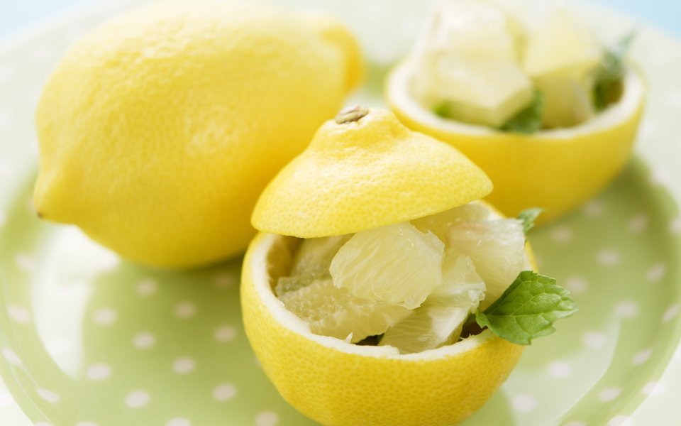 Fresh_Fruit_dessert_photo_JT018_350A