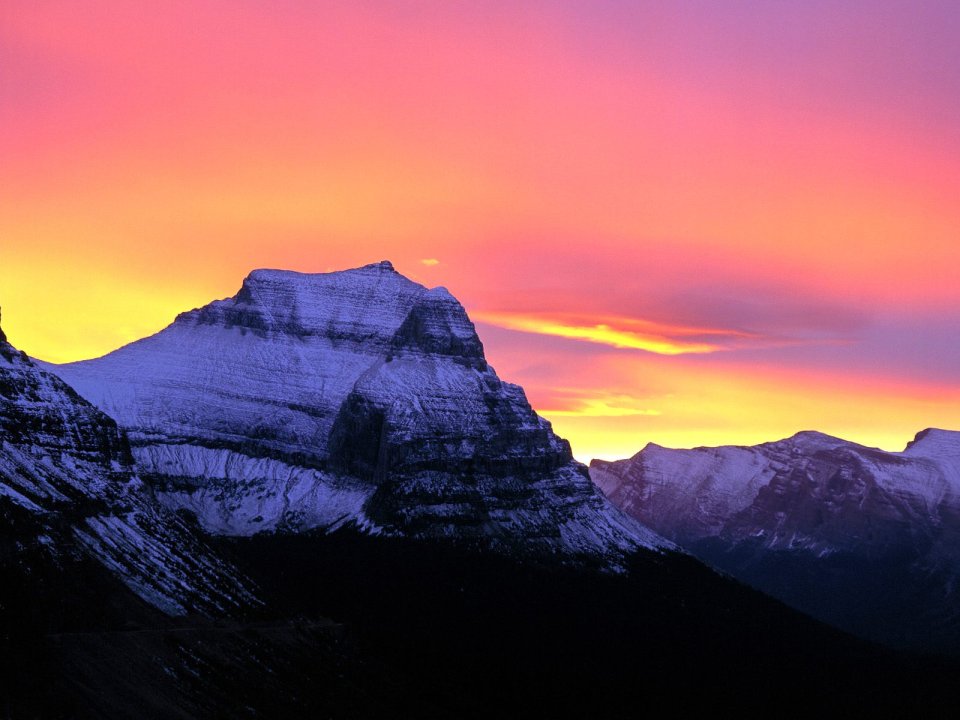 Going-to-the-Sun_Mountain_Glacier_National_Park_Montana