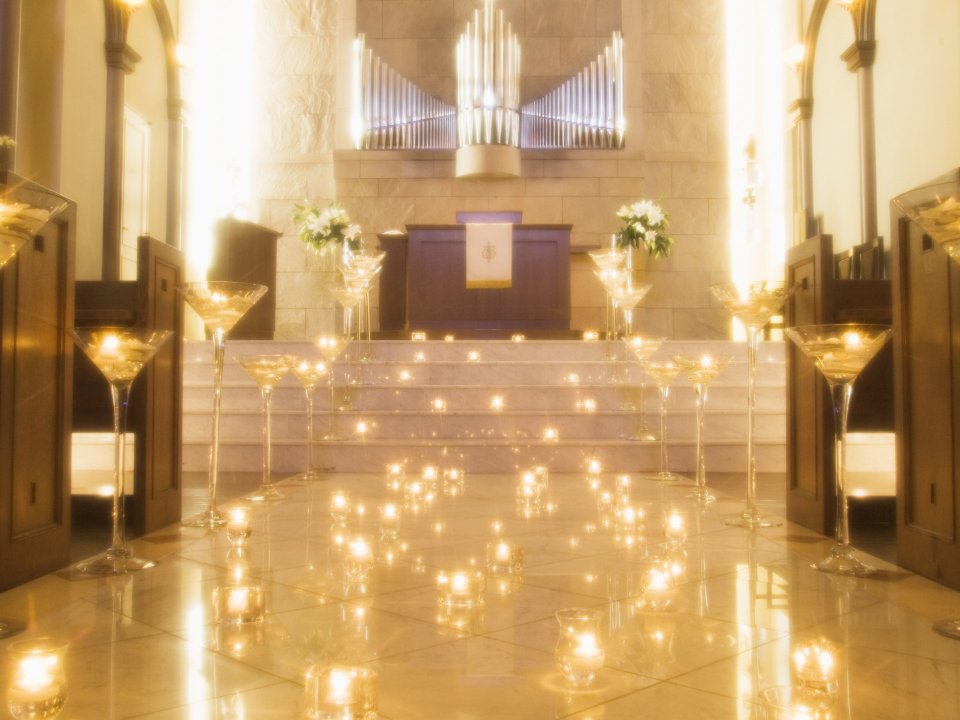 HR176_350A_wedding_church