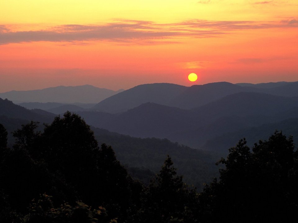 Maloney_Point_Sunrise_Great_Smoky_Mountains_National_Park