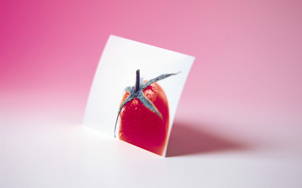 Photo_manipulation_of_Fruits_and_Vegetables_MIL05123