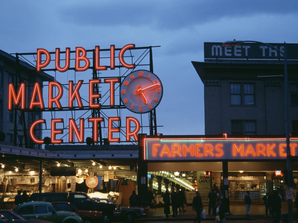 Pike_Place_Market_Seattle_Washington