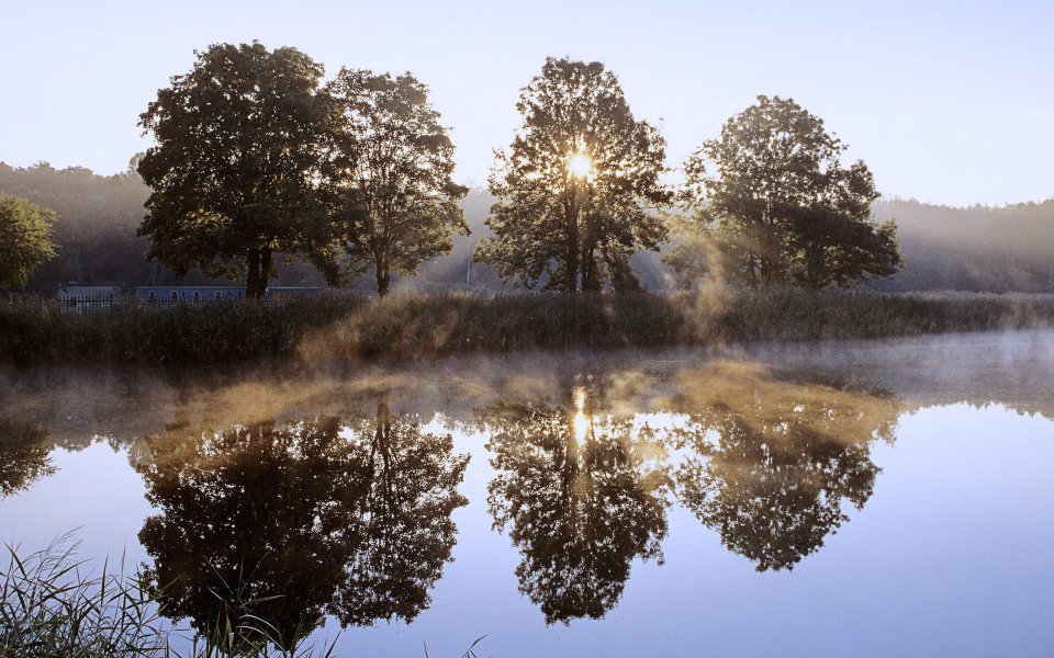 Poland, Sunrise over Lake, Chojnowski National Park, Mazovia