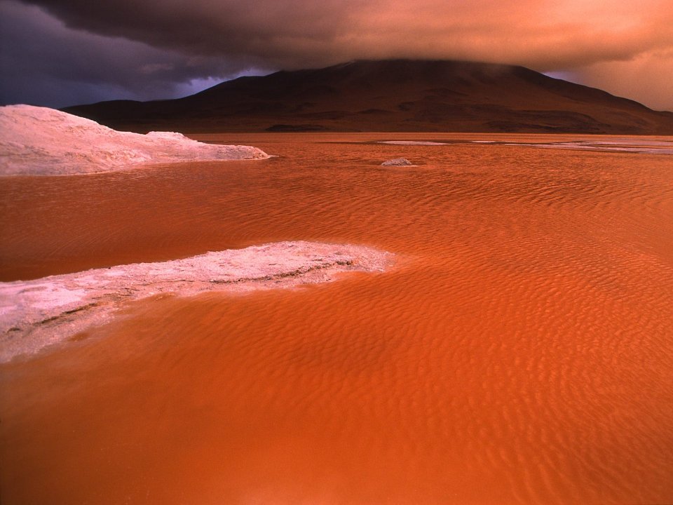 Storm_Over_the_Lagoon_Laguna_Colorado_Bolivia