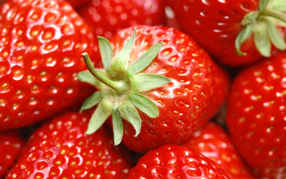 Strawberry_photos_Fresh_Strawberry_Picture_F045054